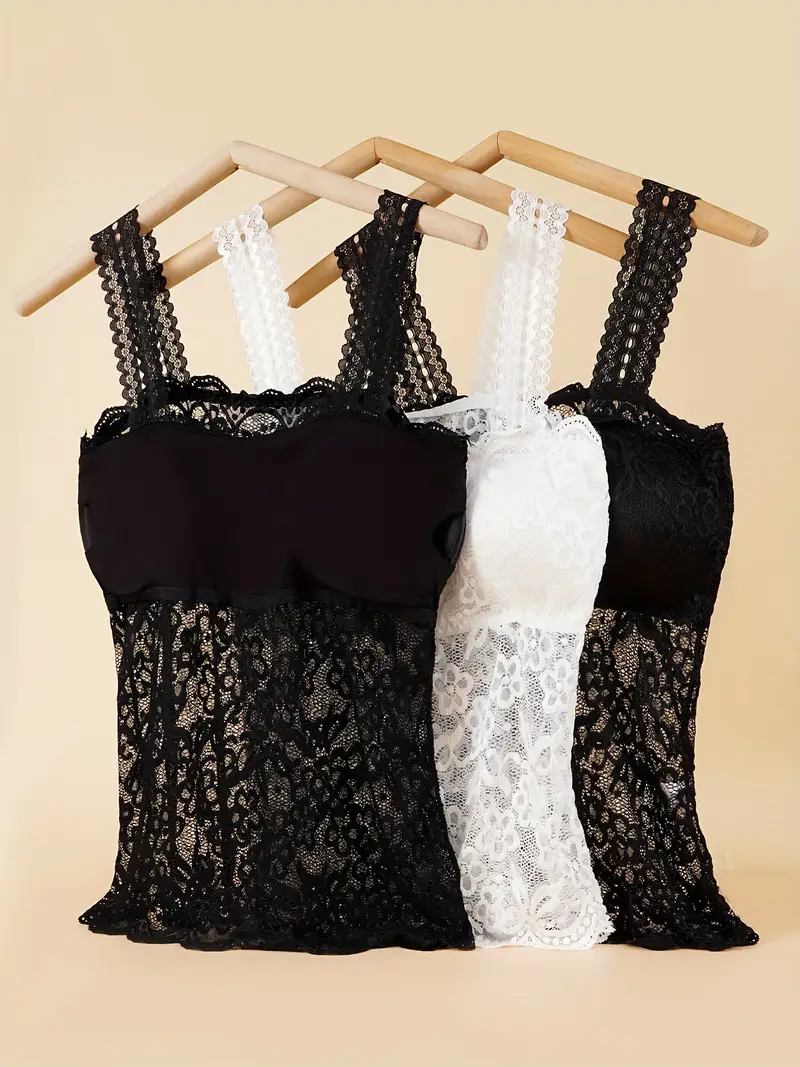 Ensemble de 3 débardeurs Gratuit
Noir + Noir + Blanc sexy en dentelle contrastée, dos nu taille M